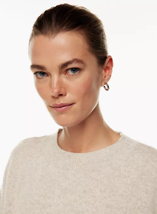 Mount Luxe Cashmere Sweater 4 Mount Luxe Cashmere Sweater - Image 2