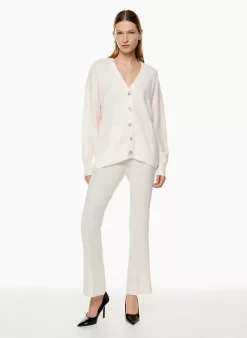 Alftan Luxe Cashmere Cardigan 11 Alftan Luxe Cashmere Cardigan -Fashion Women Shop f22 01 a03 103804 1564 on c