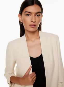 Power Hip Blazer -Fashion Women Shop f22 01 a04 105067 1564 on c