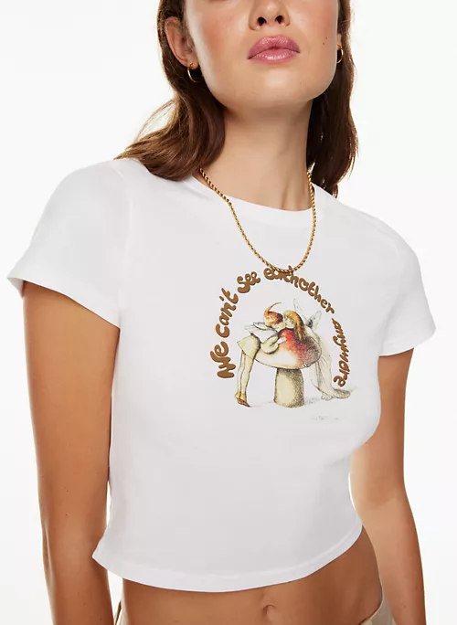 Wonderland T-shirt 5 Wonderland T-shirt - Image 3