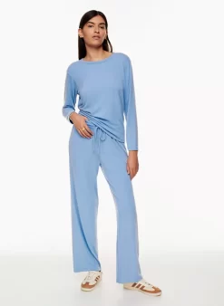 Trusty Free Lounge Longsleeve