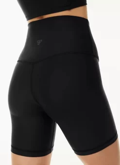 Tnagloss™ Cheeky Hi-rise 7 Short -Fashion Women Shop f22 19 a26 99101 1274 on e