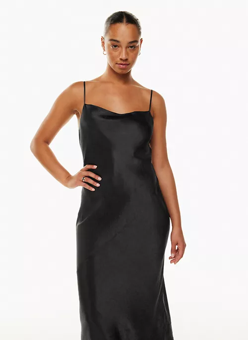 Model Maxi Dress 5 Model Maxi Dress - Image 3