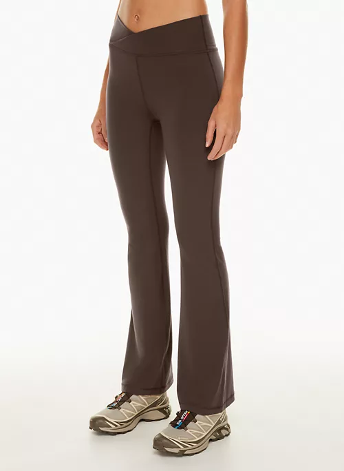 Tnabutter™ Crossover Flare Hi-rise Legging 7 Tnabutter™ Crossover Flare Hi-rise Legging - Image 5