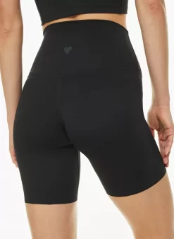 Tnasleek™ Cheeky Hi-rise 7 Short -Fashion Women Shop s23 19 a26 108910 1274 on d